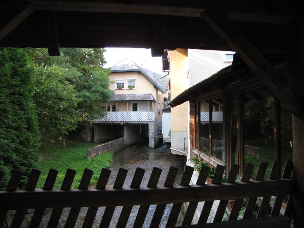 Guesthouse Zorko Gostilna Domen Šmarješke Toplice Zewnętrze zdjęcie
