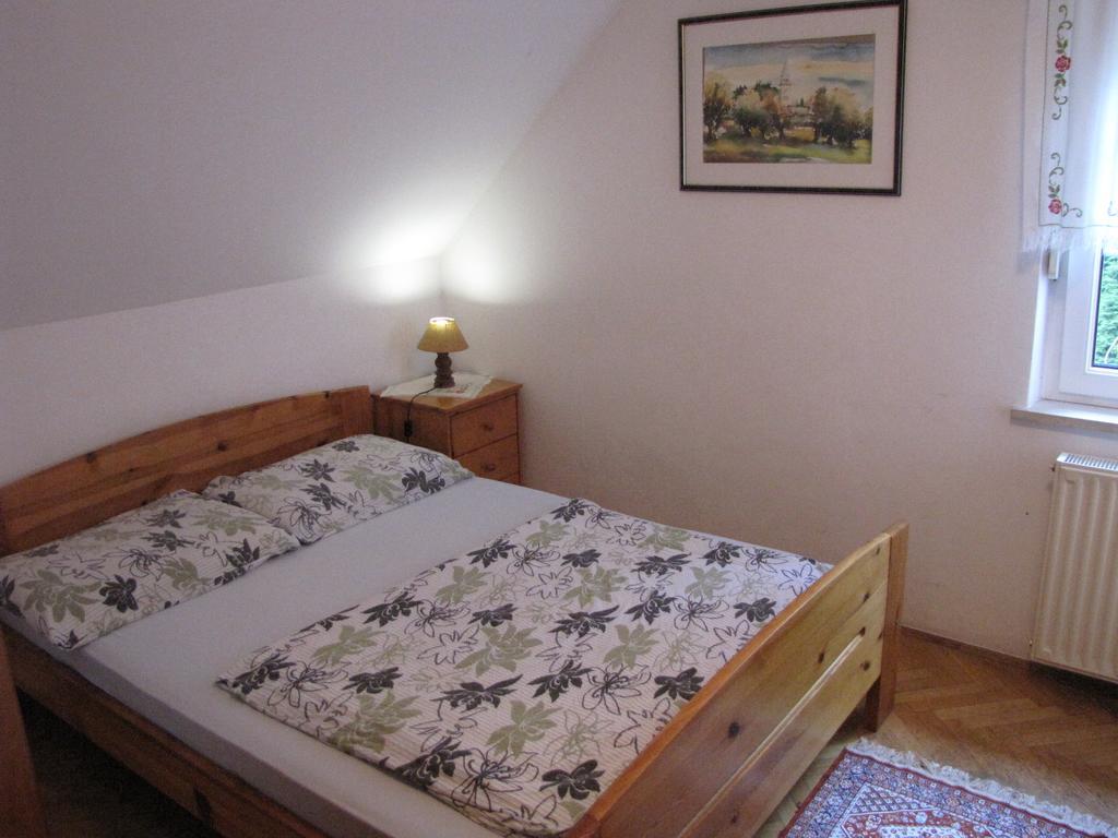 Guesthouse Zorko Gostilna Domen Šmarješke Toplice Zewnętrze zdjęcie